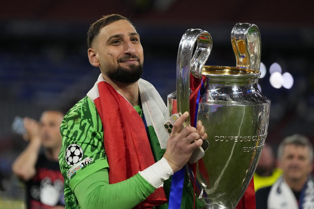 中超转会市场：广州队签下新前锋,